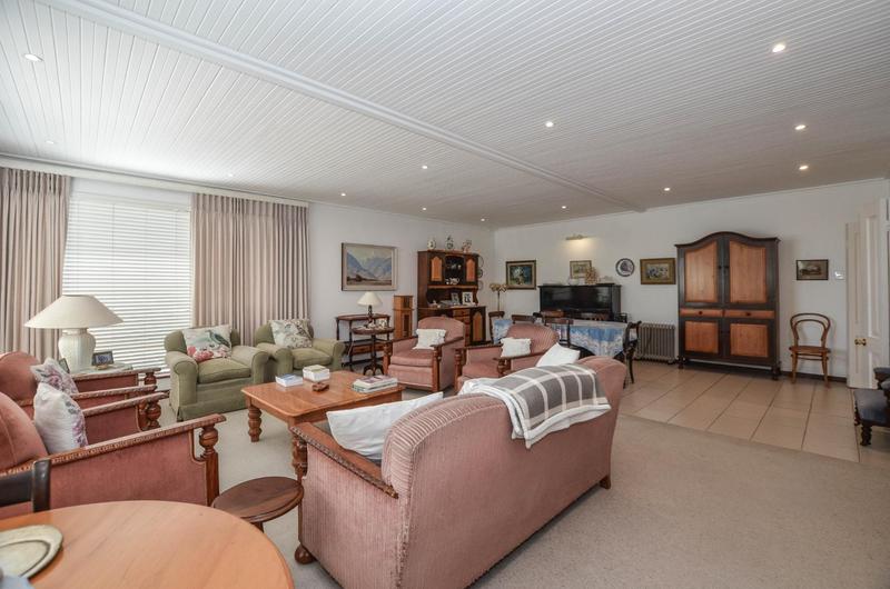 6 Bedroom Property for Sale in Welgemoed Western Cape